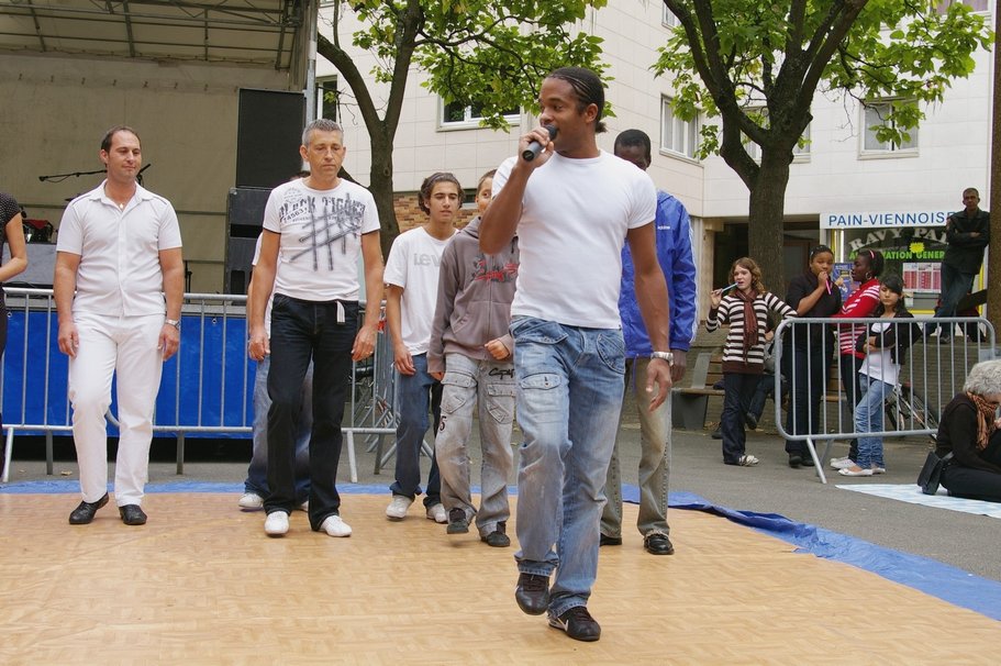 Evry 13 09 08 - Fete de quartier des champs-elysees Salsa Pimienta 129.jpg